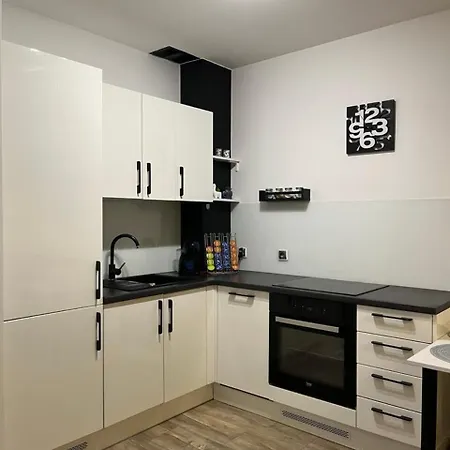 Chiara Z Balkonem * Oleśnica