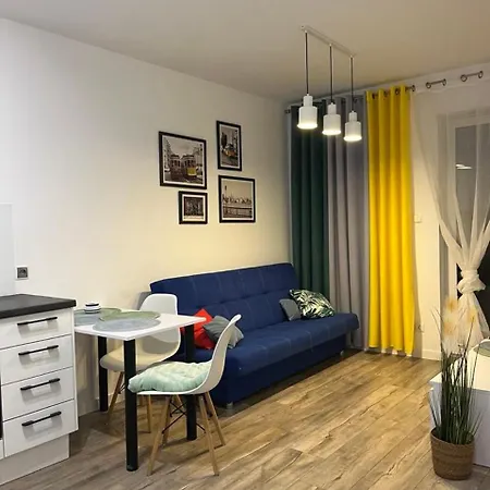 Chiara Z Balkonem * Oleśnica