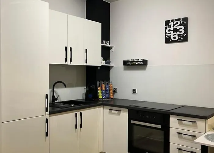 Chiara Z Balkonem * Oleśnica